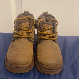 Toddler “Grizzly” Ugg boots